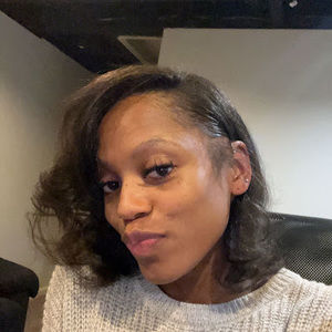 Meet your Posher, Mykeia